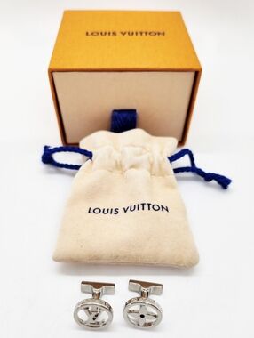 Louis Vuitton Silver Catch Cufflinks